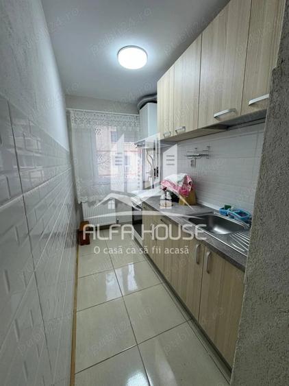 Apartament cu 3 camere nedecomandat în Govândari
