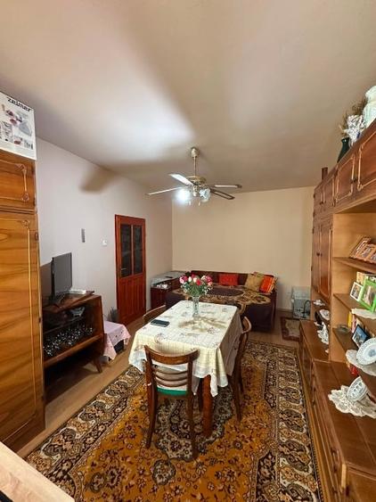 Apartament cu 3 camere decomandat, mobilat în Central