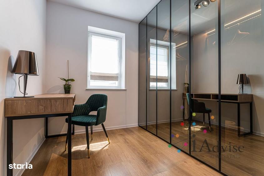 Apartament cu 4 camere în Tractorul