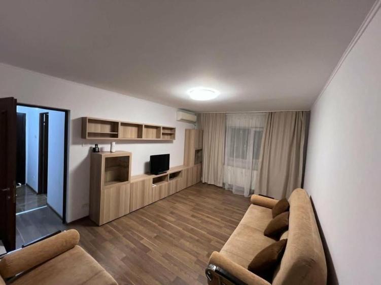 Apartament cu 3 camere în Gorjului