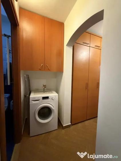 Apartament cu 3 camere decomandat în Lăpuș