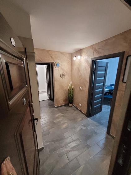 Inchiriez apartament 2 camere ROGERIUS - 5