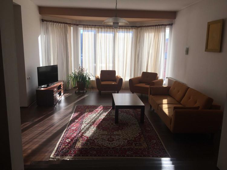 Casă cu 3 camere în Baciu