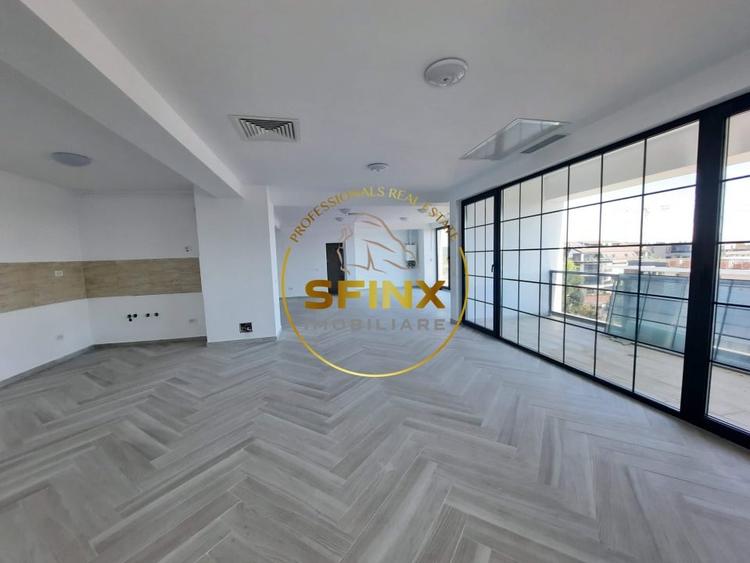 Apartament cu 3 camere semidecomandat în Iancu Nicolae
