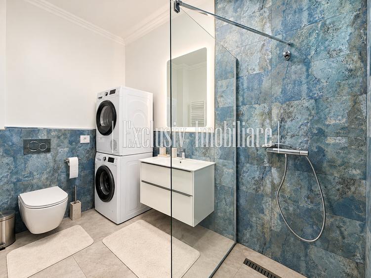 Apartament cu 3 camere decomandat în Delfinariu
