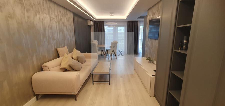 Apartament cu 3 camere, mobilat în Zorilor