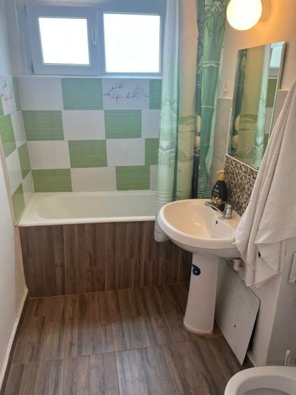 Apartament cu 2 camere semidecomandat, mobilat în Brazda lui Novac