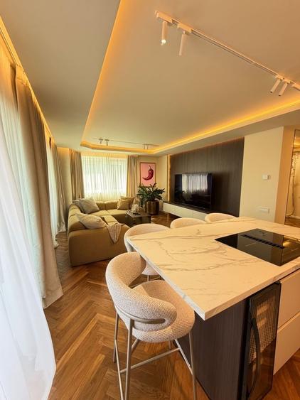 Apartament cu 3 camere semidecomandat, mobilat în Grigorescu
