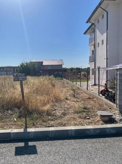 Teren Construcții intravilan de 950 mp, în Schitu