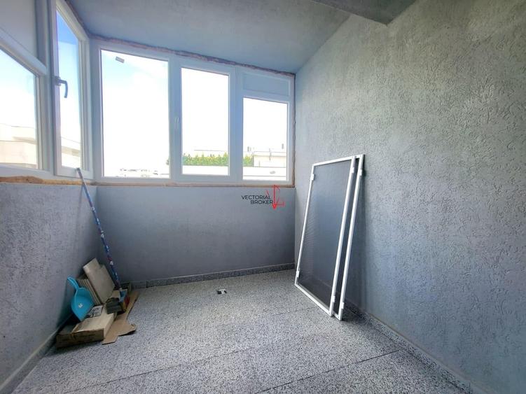 Apartament cu 3 camere decomandat în Theodor Pallady