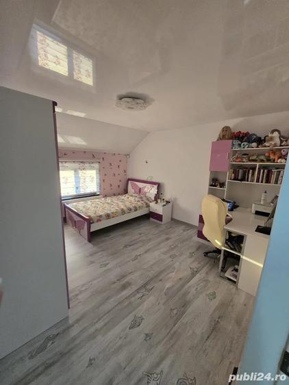 Casă cu 4 camere cu Teren 360 Mp în Valu lui Traian
