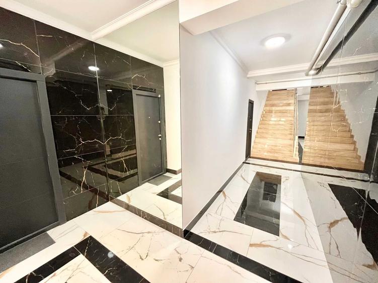 Proprietar Inchiriez apartament NOU, spatios, cu 2 camere, - 5