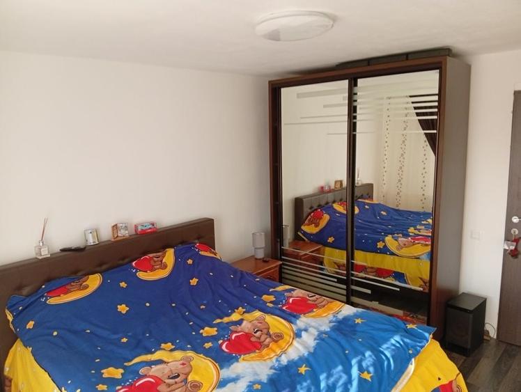 Casă cu 3 camere în Mareș