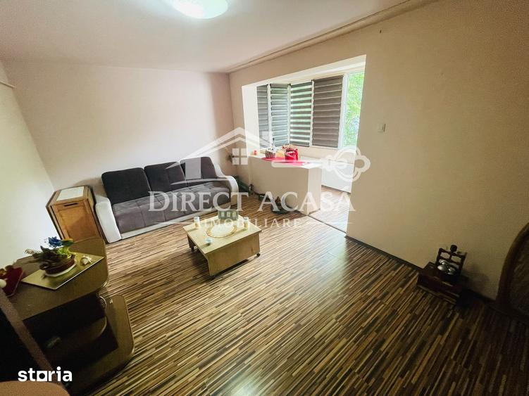 Apartament cu 3 camere în Tudor Vladimirescu