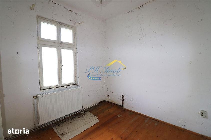 Apartament cu 3 camere în Podul Vadului