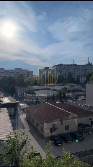 Apartament cu 2 camere decomandat, mobilat în Brâncoveanu