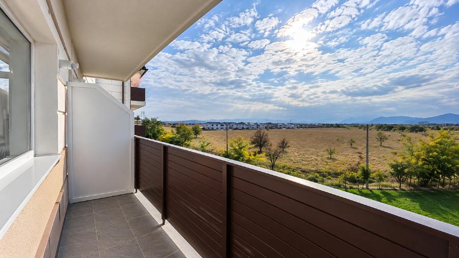 Apartament cu 2 camere semidecomandat în Sânpetru