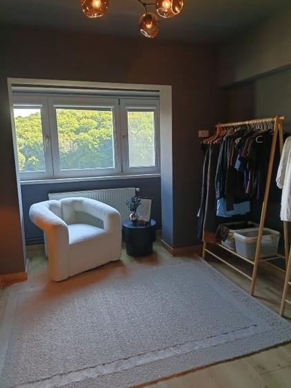 Apartament cu 4 camere decomandat, mobilat în Răcădău