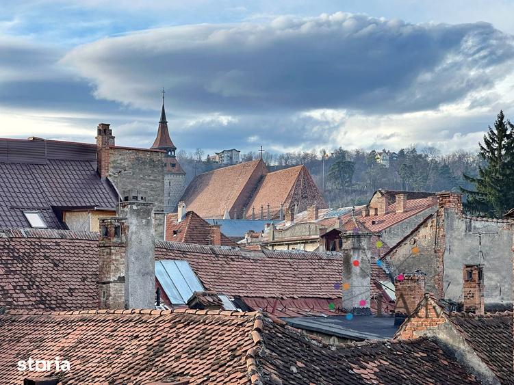 Apartament cu 6 camere în Centrul Istoric