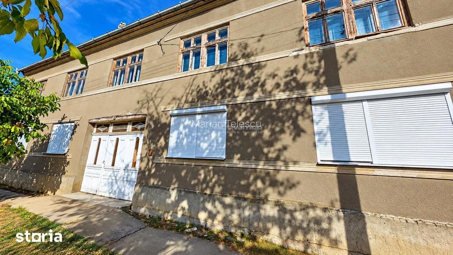 Comoraste | Vila P+1 | 12 Incaperi | 944 MP Teren | ZERO COMISION