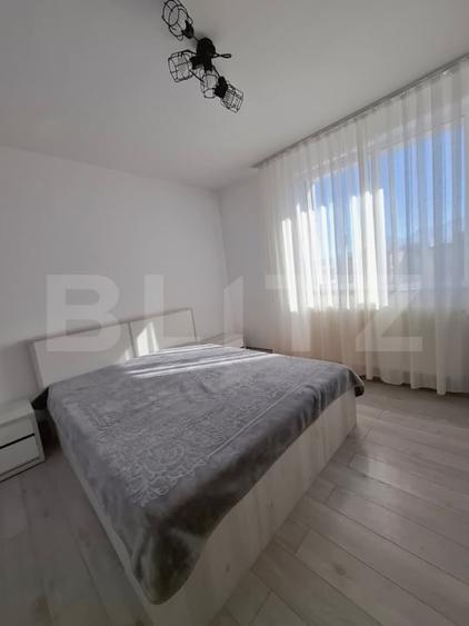 Apartament cu 2 camere semidecomandat, mobilat în Vlahuță