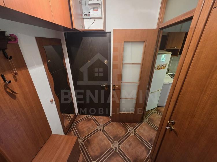 Apartament cu 2 camere semidecomandat în Astra