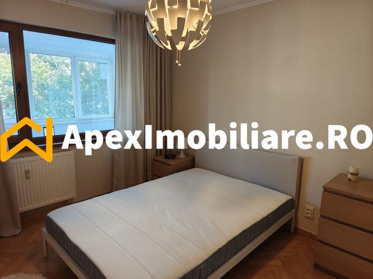 Apartament cu 2 camere semidecomandat, mobilat în Jiului