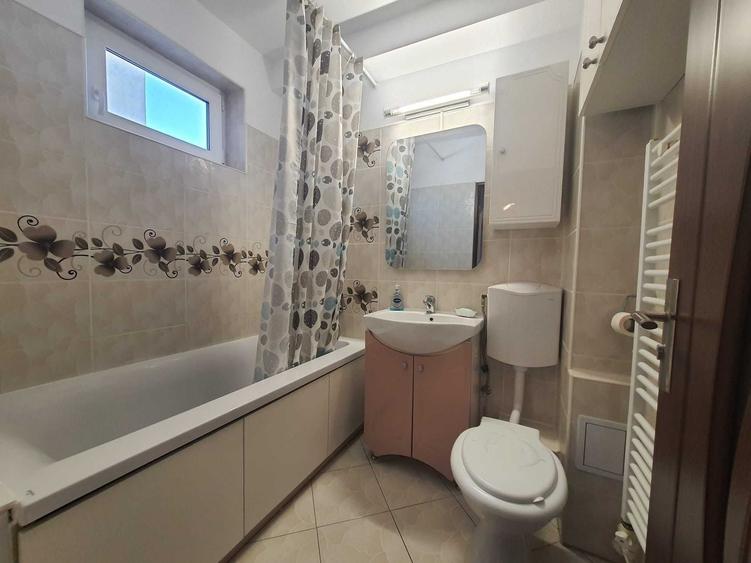 Apartament cu 2 camere decomandat în Tomis Nord