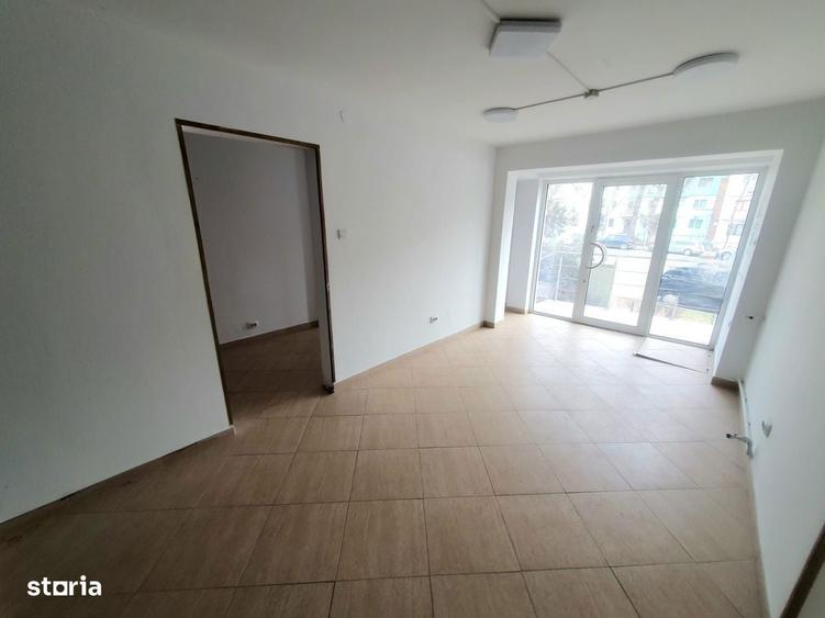 Spațiu comercial, de 41 mp, în Micro 39