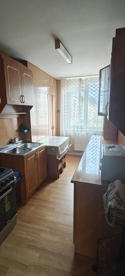 Apartament cu 3 camere nedecomandat în Central