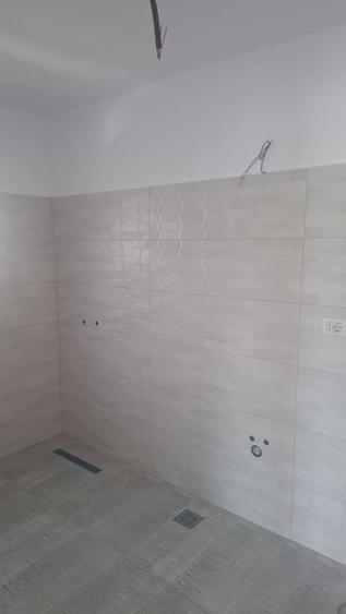 Casă cu 3 camere în Ștefănești