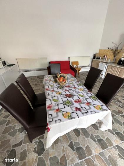 Casă cu 4 camere cu Teren 1014 Mp în Central