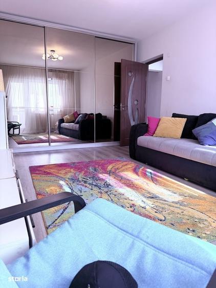 Apartament cu 3 camere decomandat în Drumul Taberei