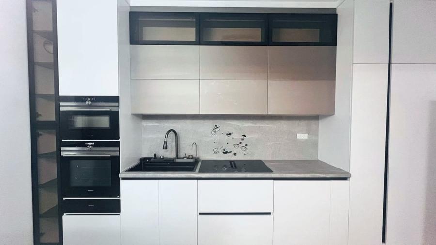 Apartament cu 4 camere, mobilat în Pipera