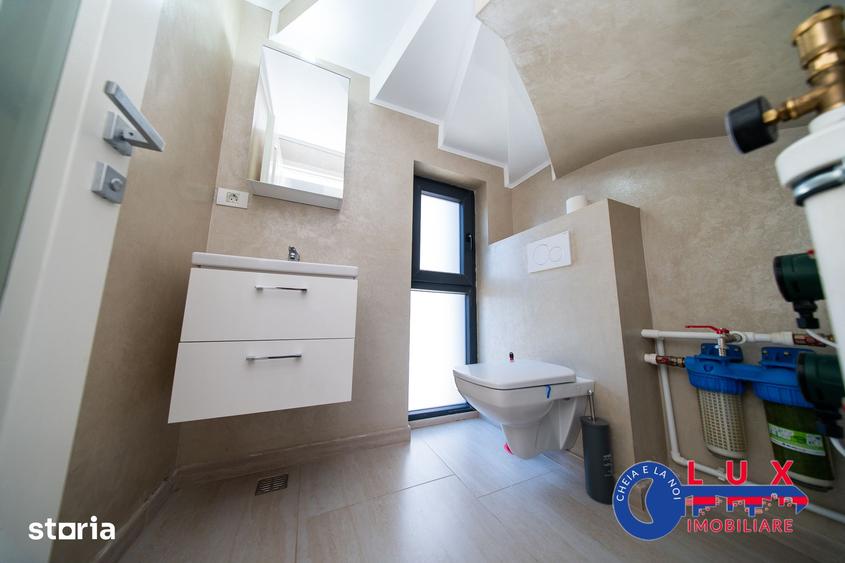 Casă cu 4 camere cu Teren 366 Mp în Babadag
