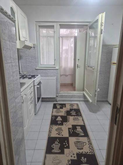 Apartament cu 2 camere decomandat în Faleză