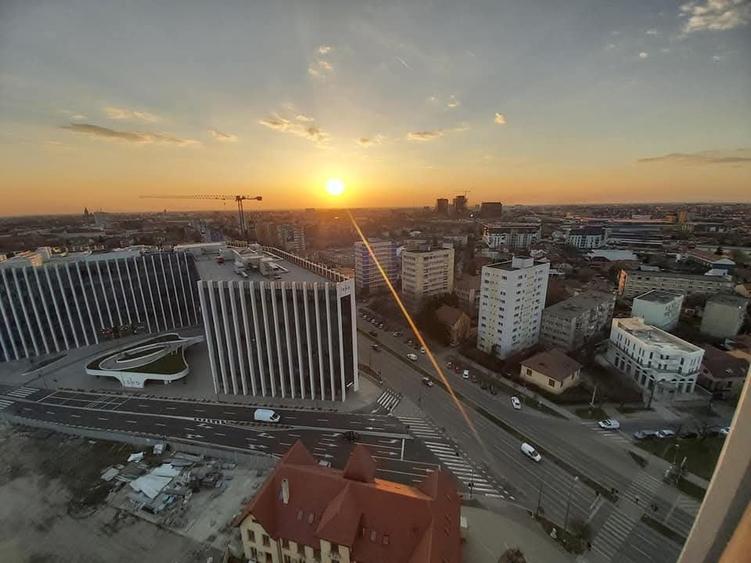 Locație privilegiată: La ISHO cel mai renumit bloc central - 30