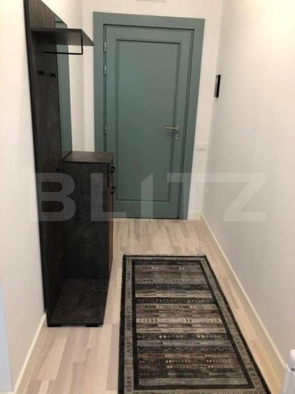 Apartament cu 3 camere decomandat, mobilat în Brașovul Vechi