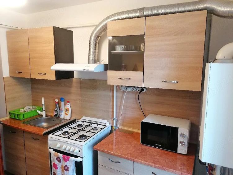 Apartament cu 2 camere decomandat în Exterior Vest