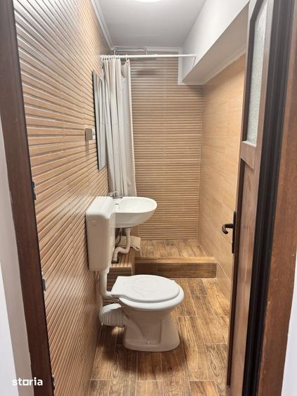 Apartament cu 4 camere decomandat în Unirii Sud