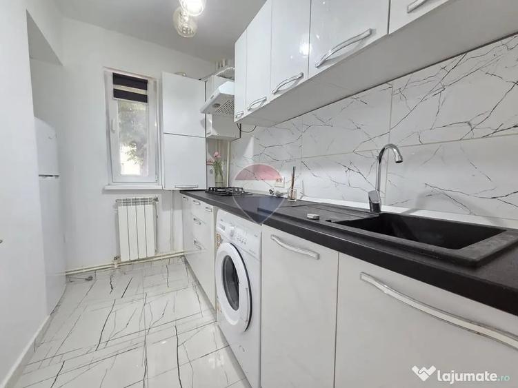 Apartament cu 2 camere decomandat în Sud