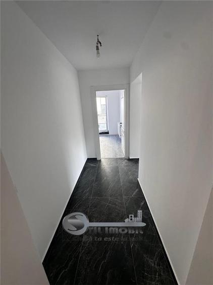 Apartament cu 4 camere decomandat în Frumoasa