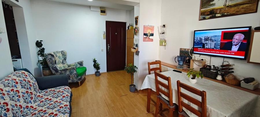 Apartament cu 2 camere decomandat în Sebastian