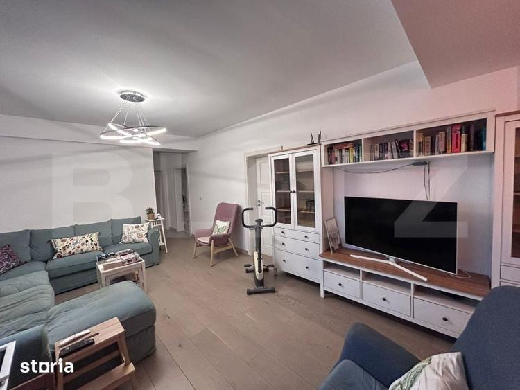Apartament cu 6 camere în Central