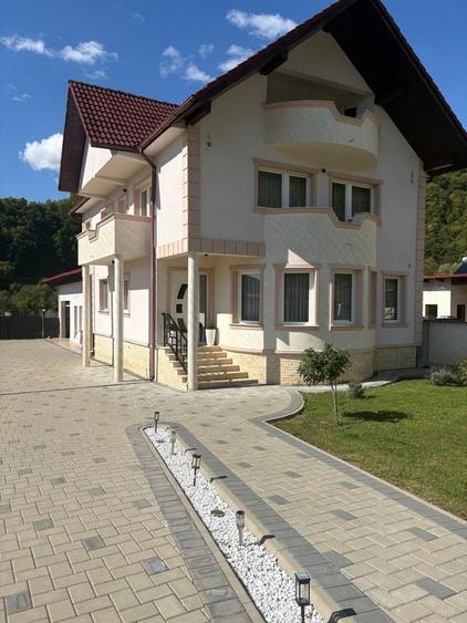 Casă cu 3 camere în Telciu
