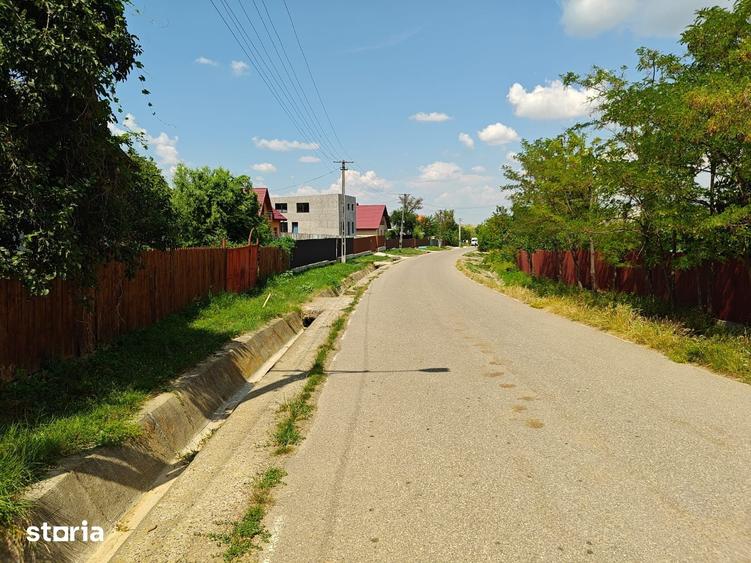 Teren de 5000 mp, în Horlești