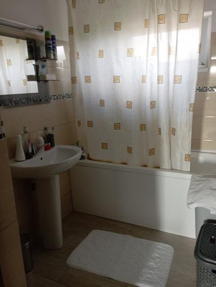 Casă cu 3 camere cu Teren 100 Mp în Haliu
