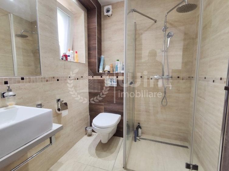 Casă individuală cu 4 camere cu Canalizare în Dezmir