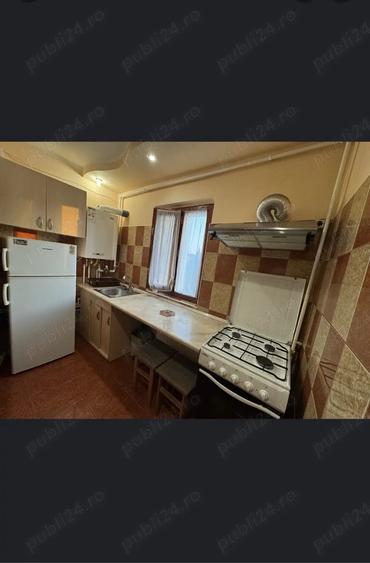 Garsonieră decomandată în Central