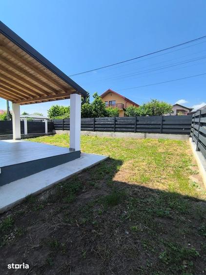Casă cu 4 camere cu Teren 325 Mp în Valea Adâncă